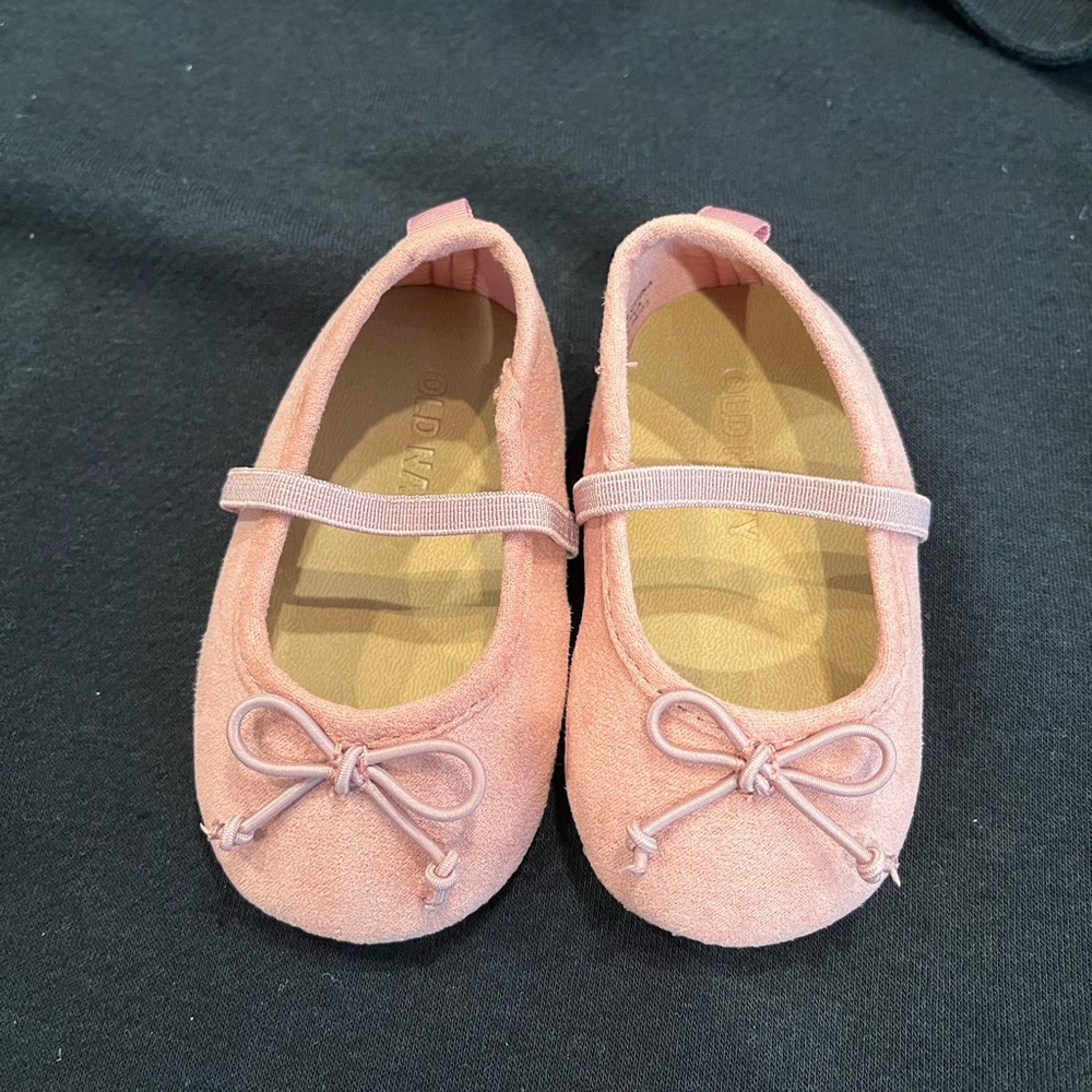 NWOT pink baby ballet slipper shoes